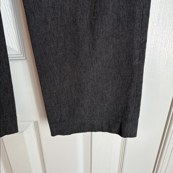 Loft pants
Julie or curvy fit - Picture 2 of 8